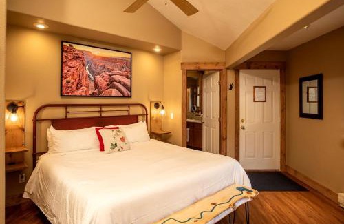 Salida House | Secluded Getaway with Mountain Views along the Arkansas River in Colorado