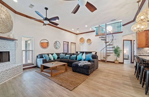 Indian Beach House | Secluded Getaway with Pool and Game Room