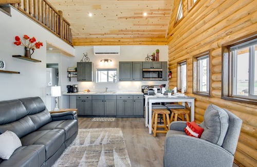 Grand Junction Cabin | Secluded Grand Junction Getaway w/Sweeping Views!