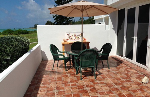 Bahamas Terrace Condo | Secluded Groundfloor Beachfront Condo