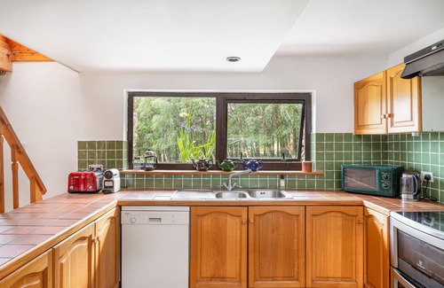 Caragh Other | Secluded hamlet over lake and mountain, flocks of lambs and dams, stunning views