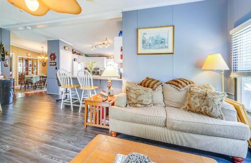 Hampstead House | Secluded Hampstead Vacation Rental with Deck!