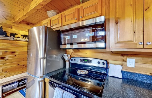 Wevertown House | Secluded Haven - Entire House | House in Wevertown with private pool