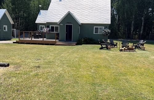 Fort Klamath House | Secluded Hidden Gem Mazama House near Crater Lake