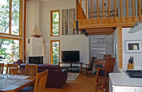 Bayfield House | Secluded Hideaway with Private Dock!