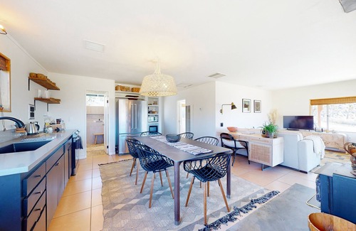 Yucca Valley House | Secluded hilltop home with hot tub, cowboy pool, & amazing views