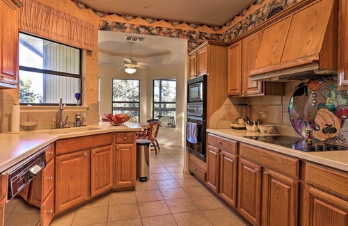 Canyon Lake House | Secluded Home - Canyon Lake View Near Boat Launch!