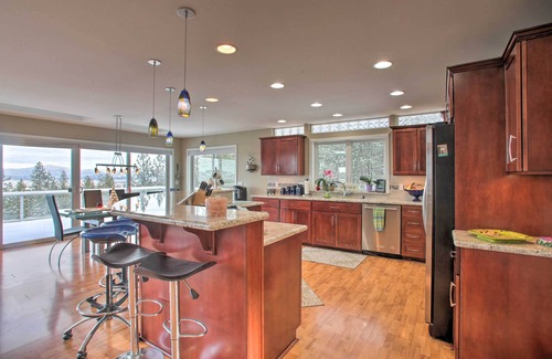 Post Falls House | Secluded Home w/Pool ~ 14 Mi to Coeur d'Alene!