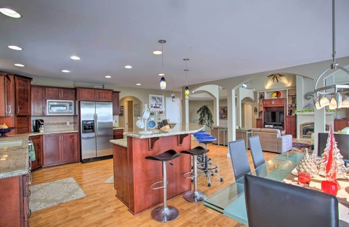 Post Falls House | Secluded Home w/Pool ~ 14 Mi to Coeur d'Alene!