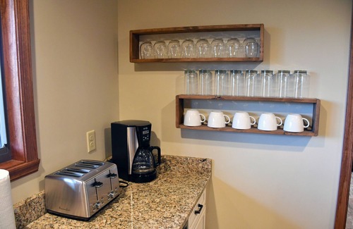 Reeders House | Secluded House in the Poconos with two private floors and a beautiful lake view!