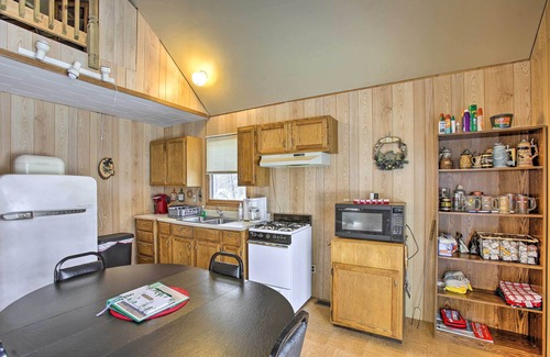 Irons Cabin | Secluded Irons Cabin w/5-Acre Yard, Deck, Grill!