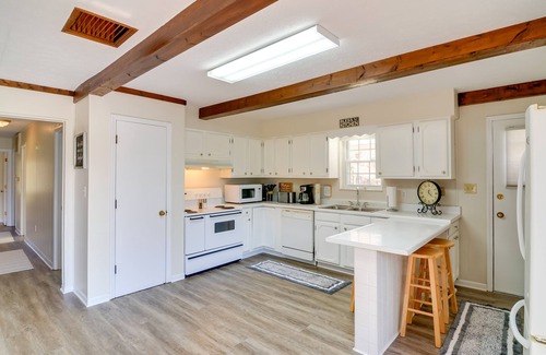 Jamestown House | Secluded Jamestown Home ~ 5 Mi to Lake Cumberland!