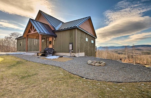 Carrabassett Valley House | Secluded Kingfield Abode with Idyllic Mtn Views