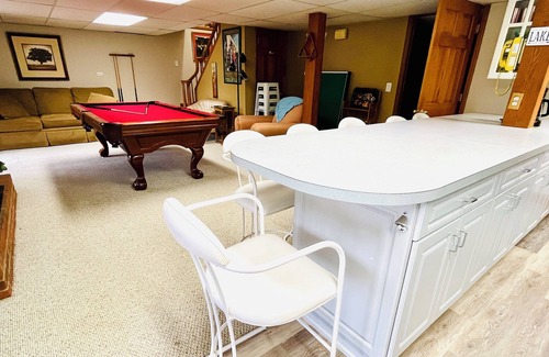 St. Stephens House | Secluded lakefront bliss with a private deck, pool table, and ping pong!