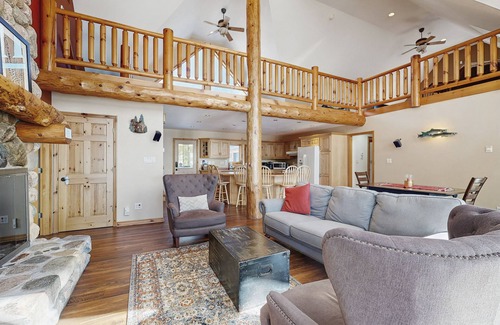 Wakefield House | Secluded lakefront getaway with private dock