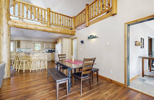 Wakefield House | Secluded lakefront getaway with private dock