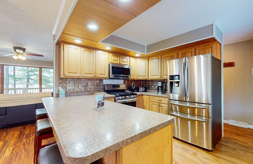 Tomahawk House | Secluded Lakefront Home w/Deck, Lake Views, Gas Grill & Private W/D - Dogs OK