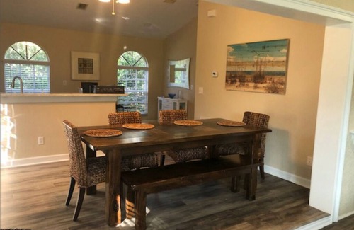 Greater Northdale House | Secluded Lakefront House short drive to Beaches, Busch Gardens, Stadium, Disney