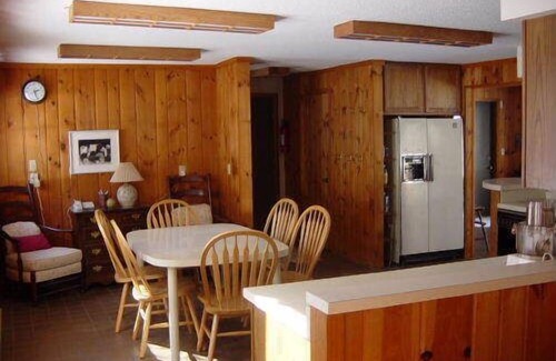 Webb Lake Cabin | Secluded Lodge on Webb Lake - Private Tennis Court, Hot Tub