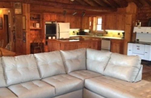Lexington Cabin | Secluded Log cabin overlooking the Maury River Outside of Lexington , Va