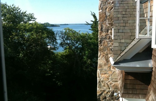 Kenyon House | Secluded, Luxurious Getaway, Escape The City W/Private Beach & Waterfront Dock