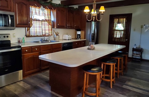 Gillett Cabin | Secluded Luxury Cabin in the Endless Mountains