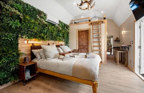 Wimberley House | Secluded Luxury Couples Cabin with a Sauna and a Pool, Perfect for a Romantic Weekend in Texas Hill Country