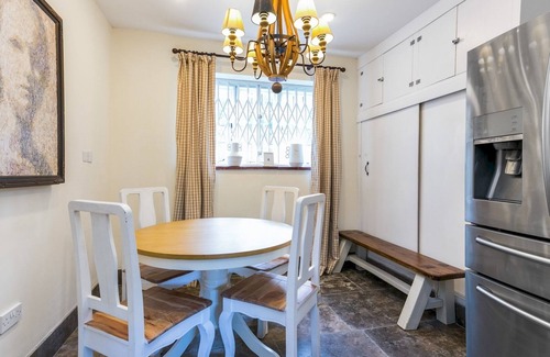 Burnham House | Secluded Mansion Retreat - Expansive Private Oasis