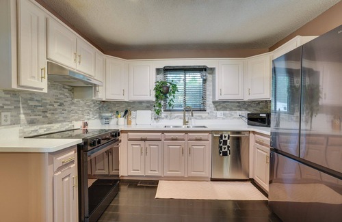 Missionary Ridge House | Secluded Missionary Ridge Mtn-View Home with Deck