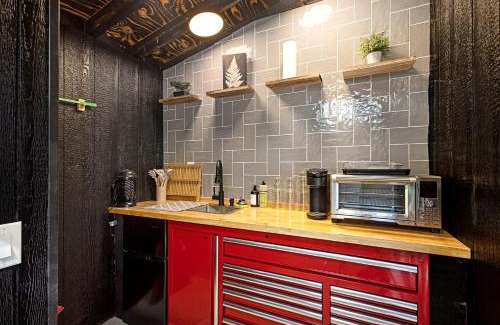 Sears House | Secluded Modern Tiny House with Wood-Fired Hot Tub Near Trails in Sears, Michigan