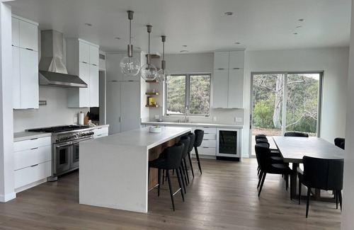 Malibu Villa | Secluded Mountain Retreat