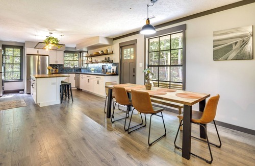 Old Fort Cottage | Secluded Mountain Retreat: 30 Mi to Asheville!