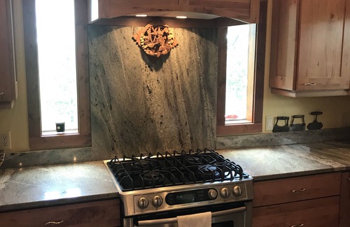 Bryson City House | Secluded mountain top luxury getaway in the Nantahala National Forest!