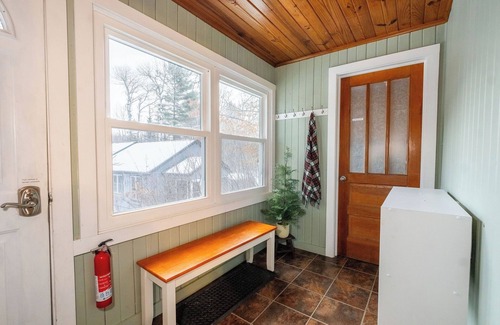 Tomahawk House | Secluded Northwoods getaway on beautiful Lake Nokomis
