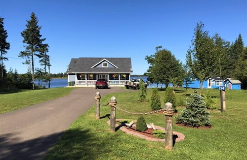 O'Leary House | Secluded Oceanfront Beach House with lots of room to play and relax!