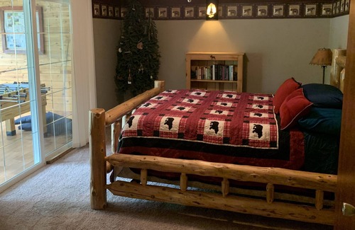Wakefield Cabin | Secluded & Peaceful Riverside Cabin w/ Parking
