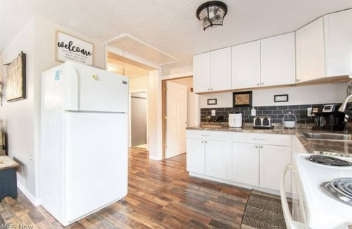 Carrollton House | Secluded, pet friendly, fishing, hot tub, Wi-Fi!