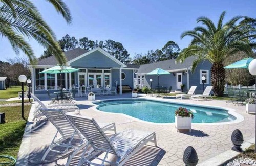 Monticello House | Secluded pool home on 4+ acres