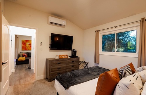 Fallbrook House | Secluded / Pool / Spa / Pets OK / Game room / Firepit