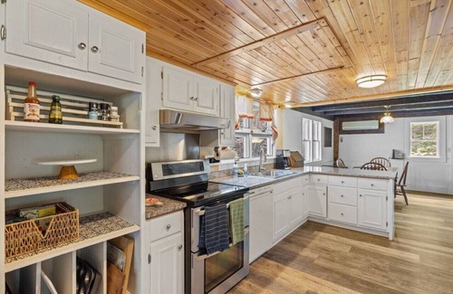 Silver Lake House | Secluded Private 38 Acre Oasis