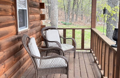 Blackwell Cabin | Secluded Private Cabins, on Two Twenty Acre Lakes