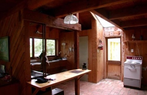 Rangiwahia Cottage | Secluded Retreat on scenic hill country farm.