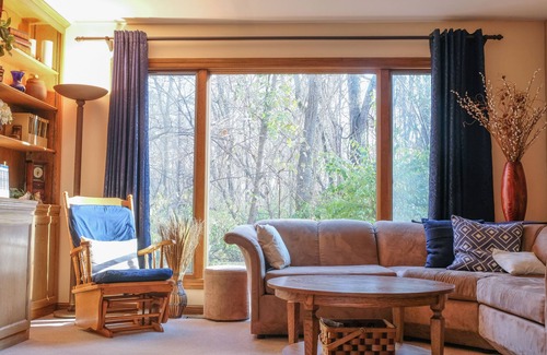 Westerville House | Secluded Retreat