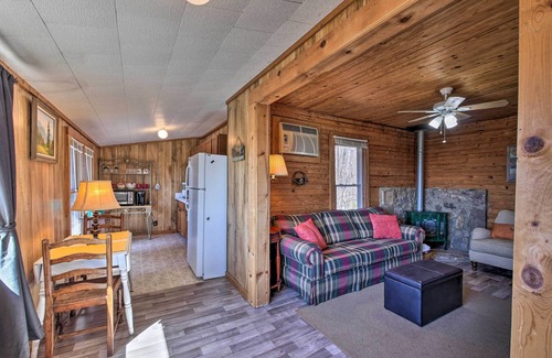 Cloudland Cabin | Secluded Ridgetop Hideaway w/Valley Views!
