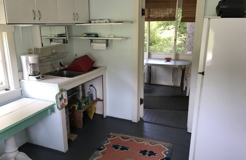 Tea Cabin | Secluded River Cabin Located on the Bourbeuse River