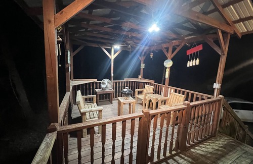 Norristown Cabin | Secluded Riverfront Cabin