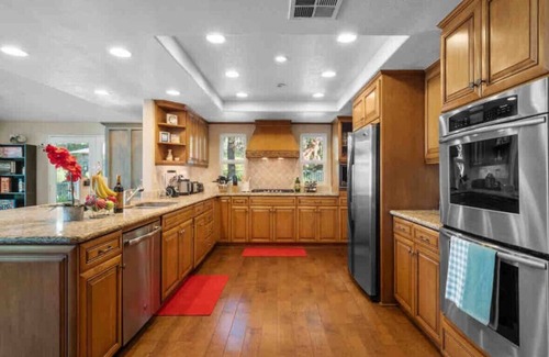 Anaheim Hills House | Secluded Romantic Getaway with Stunning NatureView