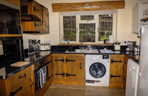 Sherwood Forest Cabin | Secluded, rural retreat for 6 nestled in Sherwood Forest, with hot tub