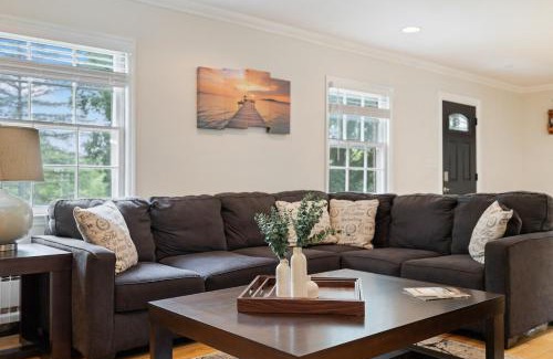 Monroe House | Secluded Sanctuary in Nature