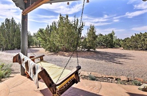 West Alameda House | Secluded Santa Fe Guest Home - 3 miles from the Plaza!